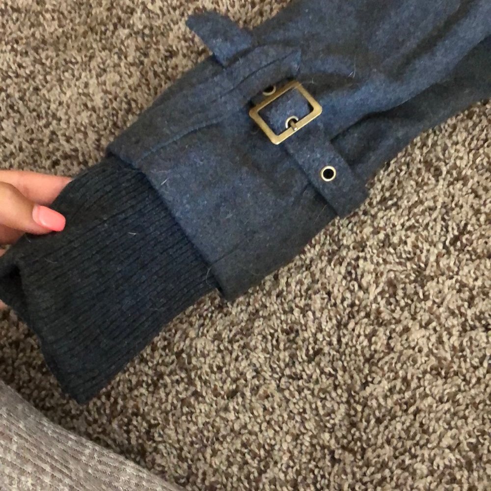 Jacket - Picture 6 of 6